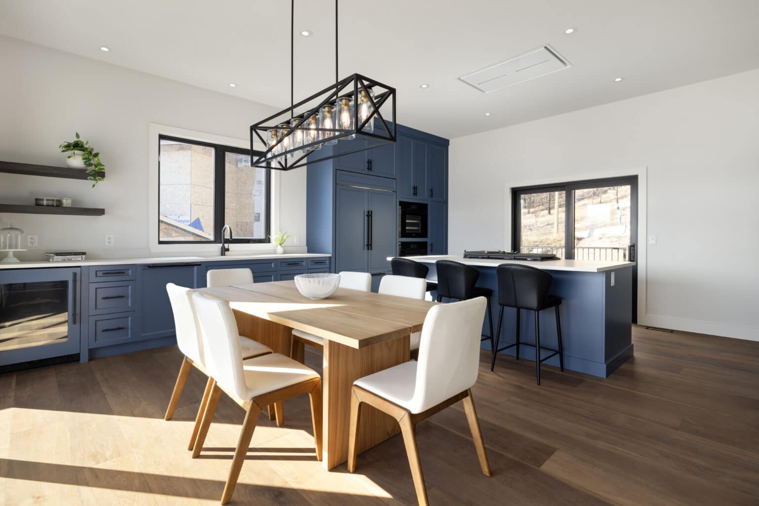LUX Homes Custom Homes & Renovations Kelowna Okanagan
